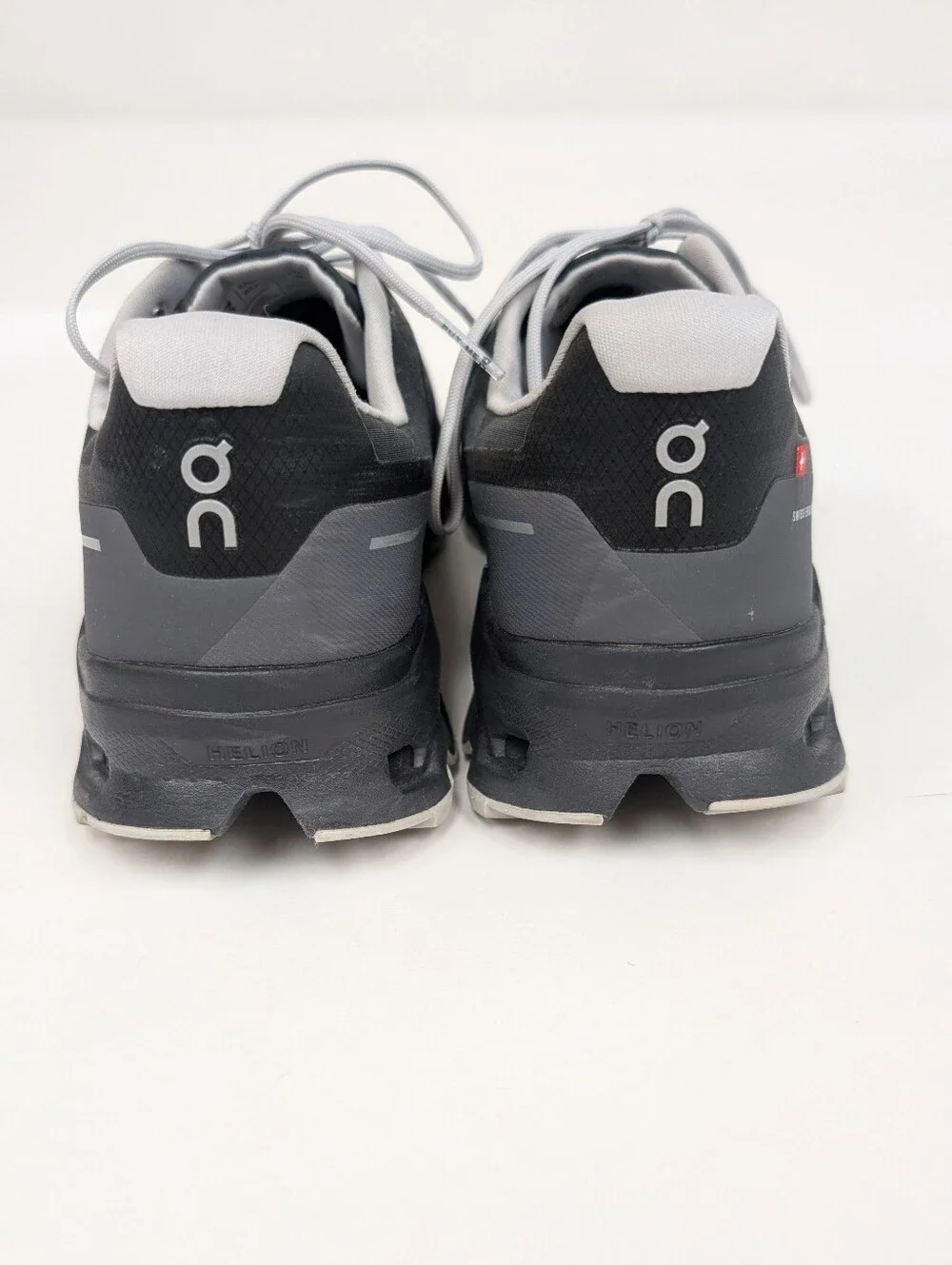 ON Running Cloudvista Waterproof Gray Tennis Shoes 8.5/40